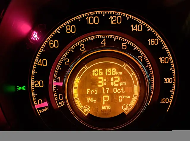 2012 FIAT FOR SALE in Cars & Trucks in City of Toronto - Image 11