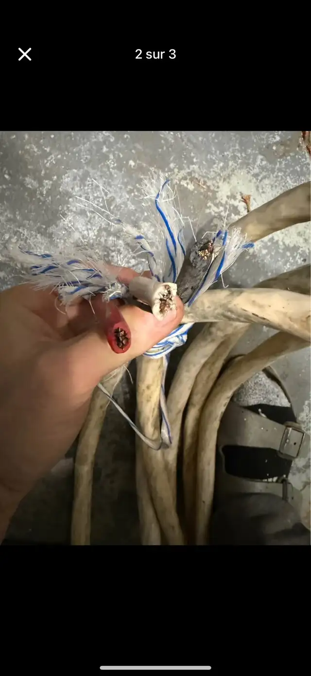 Fil 6 3 Cuivre 27 pieds Filage 65 ampères Copper 6-3 27 feet in Other in Laurentides - Image 3