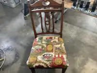4 ANTIQUE CHAIRS WITH TABLE