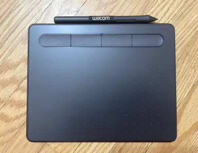 Wacom Intuos 6.0" x 3.7" Graphic Tablet with Stylus (CTL4100) • Slim design and compact footprint bo...