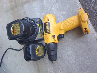 DeWalt DW907 cordless drill, View more