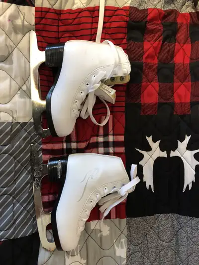 Bladerunner solstice figure Skates , View more