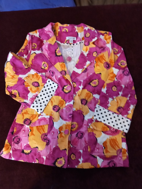 Two New Joan Rivers Collection Floral Blazers, size 12 in Women's - Tops & Outerwear in Hamilton