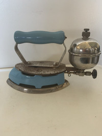 Vintage Coleman Gas Iron