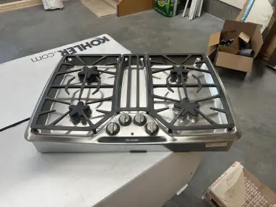  Thermador natural gas cooktop, View more