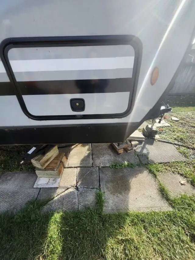 2022 Sporttrek by Venture RV in Travel Trailers & Campers in Kingston - Image 7