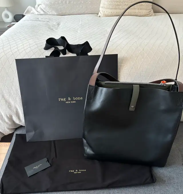 Rag and Bone Tote in Bags & Luggage in City of Montréal - Image 2