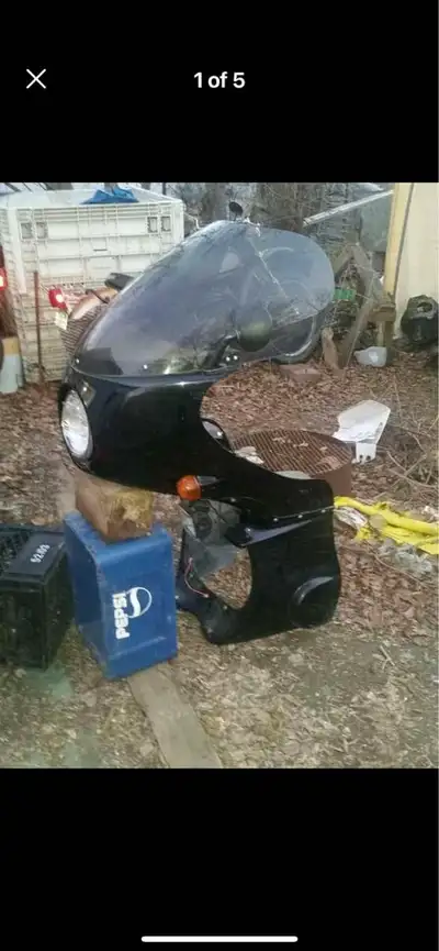 Vintage Hannigan Fairing. No mounts. Really nice shape.