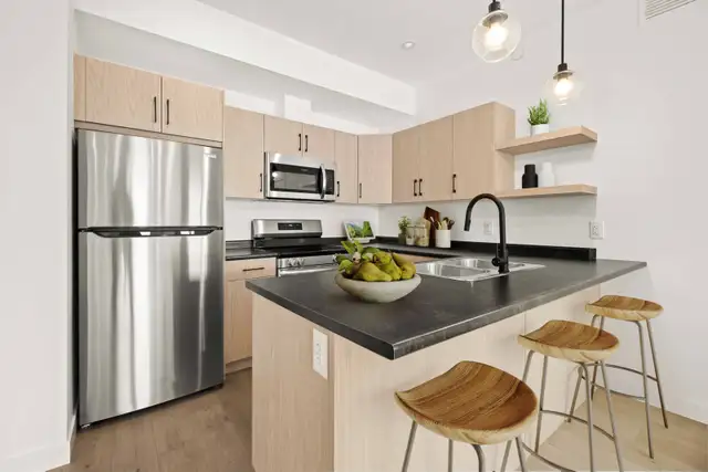 3 Bedroom 2 Bathroom Apartment! Available June 1st!