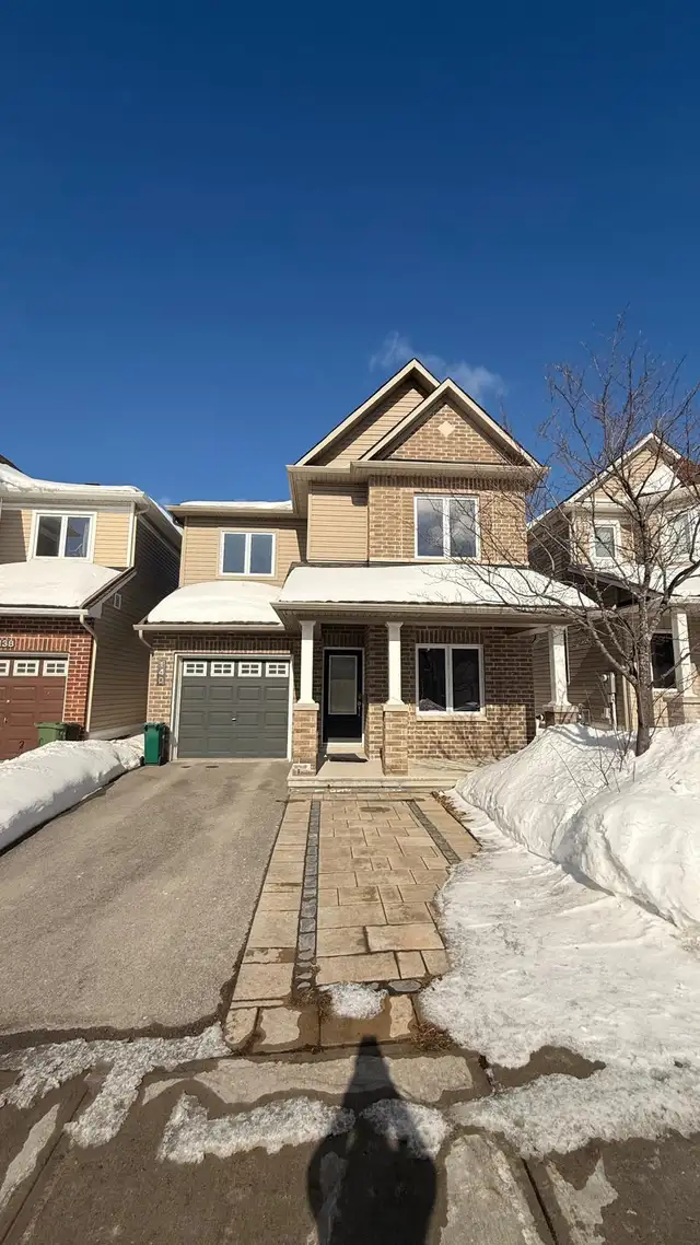 BEAUTIFUL 3 BEDROOMS HOUSE FOR RENT IN BARRHAVEN