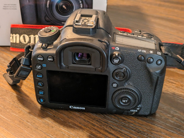 Canon 7D Mark II dans Appareils photo et caméras  à Ville de Montréal - Image 3