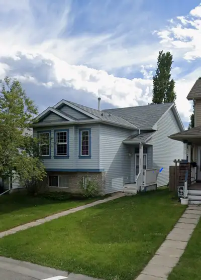 Bright and clean legal walkout lower unit available in Coventry Hills starting July 15. This spaciou...