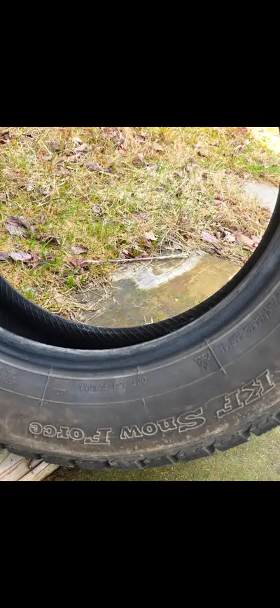 Kf snow force winter tires i had on my Volkswagen Tiguan only 6 weeks like brand nrw i put summer ti...