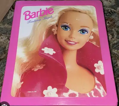 Barbie Carrying Case/Trunk, Vintage from 1993, View more