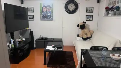 In a great neighborhood, close to York University and Yonge and Steeles Close to shops, Finch subway...