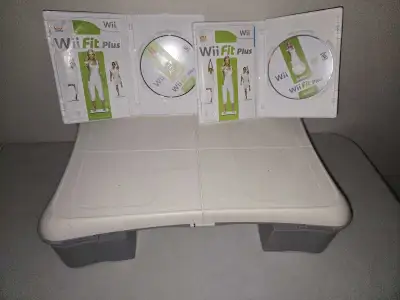 Nintendo wii balance board avec jeux wii fit plus, View more
