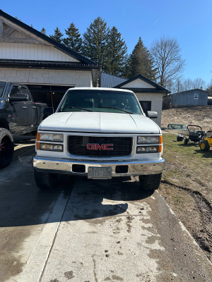 1998 GMC Suburban