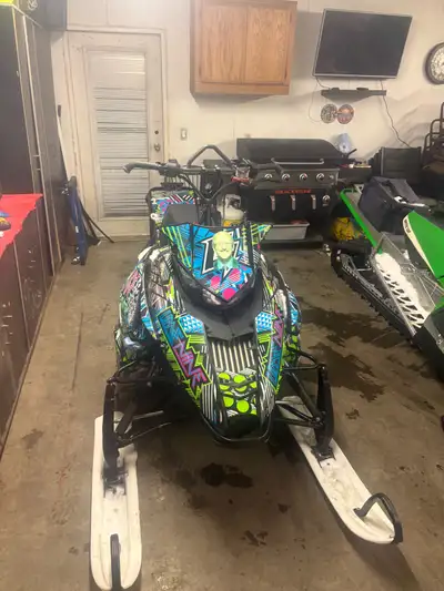 2013 m1100 t 162x2.6 Boon docker 2.0 21/2 straight pipe Needs clutch rollers Powderpro skis 4700km
