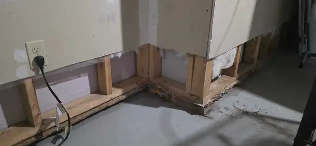  flood damage removal548859358028779521