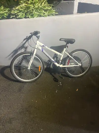 White bicycle 24 inch super cycle, View more