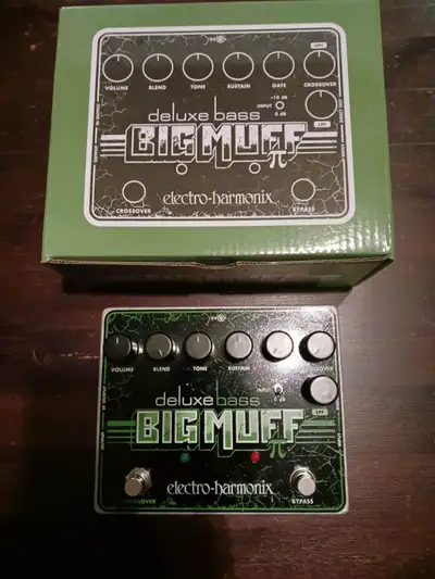Electro-Harmonix EHX Deluxe Bass Big Muff Pi Fuzz, View more