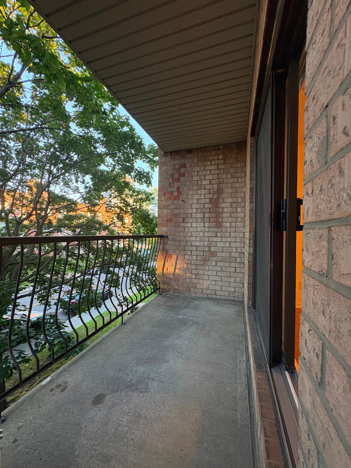 330 Av. Louise-Lamy — photo 1