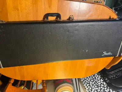Fender Precision Bass Hardshell case, View more