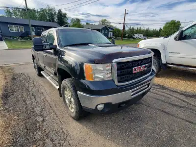 2011 GMC Sierra 2500 SLT 315000kms Deleted, Solid truck. Located in Dawson Creek $17,000 + gst Open...