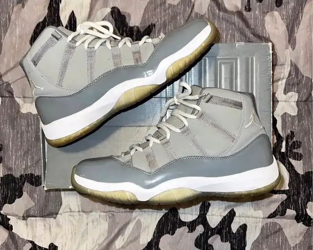 Jordan 11 in Men's Shoes in Oakville / Halton Region - Image 2
