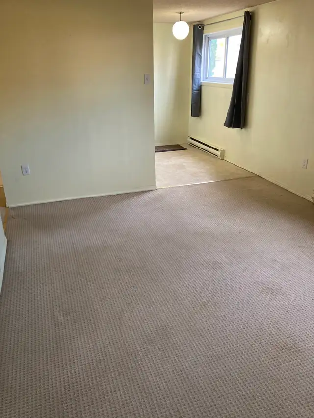 Large and Modern 2 Bedroom Apartment Available For Rent