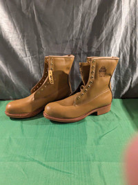Brand New Kodiak classics Insulated Steel Toe boots ( Beige)*