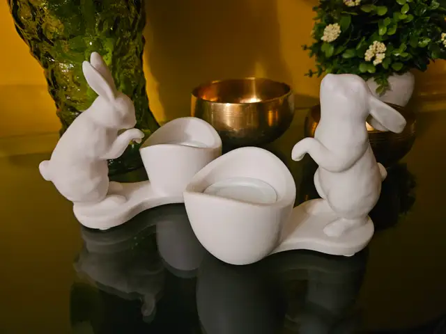 Party Lite Rabbit Candle Holders in Home Décor & Accents in St. Catharines - Image 2
