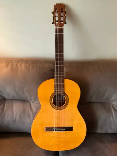 Guitare flamenca Conde Hermanos, View more