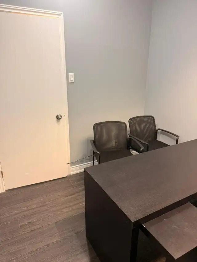Office space for rent in Mississauga in Commercial & Office Space for Rent in Oakville / Halton Region - Image 2