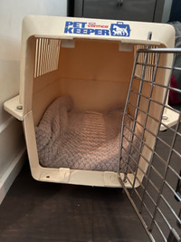 Beautiful crate for small dogs or cats 