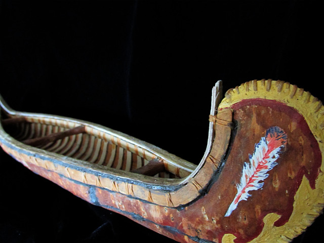 Birchbark Canoe. Detailed original model. in Hobbies & Crafts in Oakville / Halton Region - Image 3