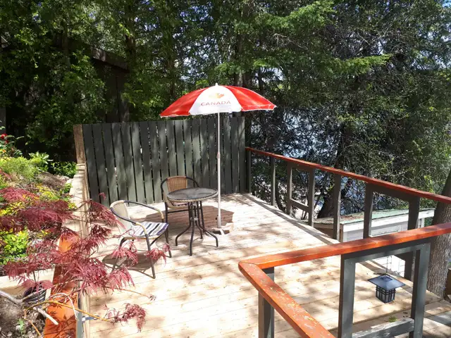 Comfort on the Trent in Ontario in Canada - Image 18