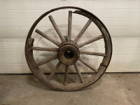 Decorative wagon wheel