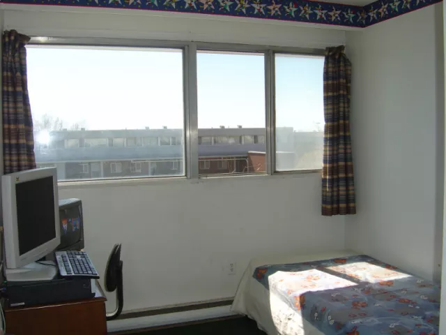 ROOM FOR RENT DON MILLS AND EGLINTON in Room Rentals & Roommates in City of Toronto - Image 10