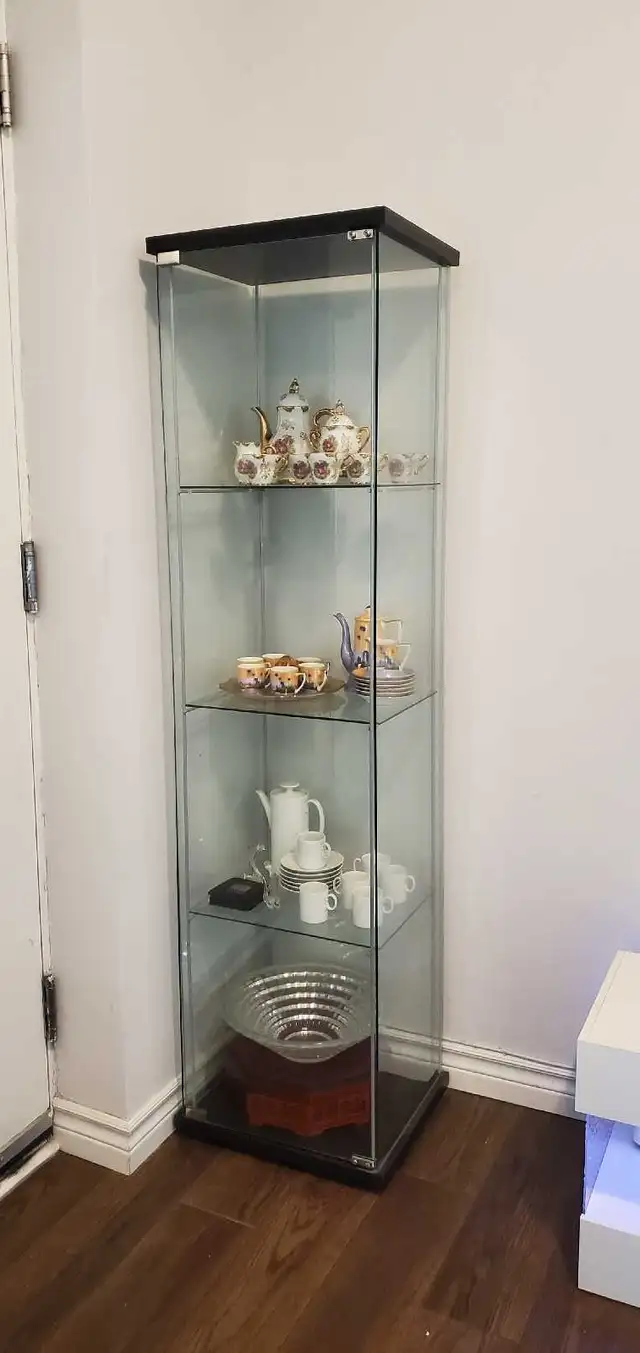 Glass Display Cabinet in Hutches & Display Cabinets in City of Toronto - Image 6