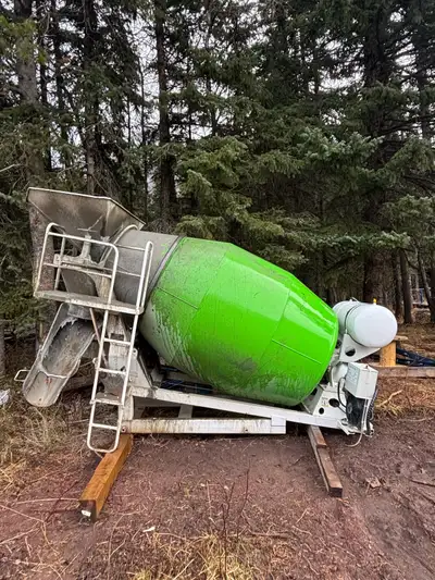 Ready Mixer 2.8m3 Skid Mounted Concrete Mixer, View more