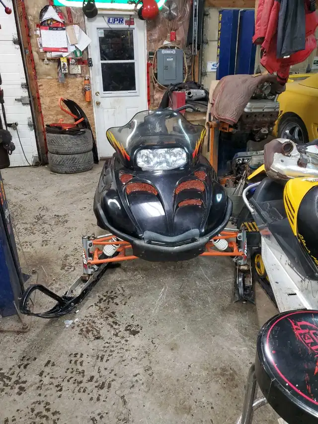 Snowmobile  in Snowmobiles in Cole Harbour - Image 3