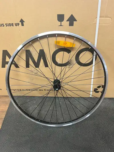 Roue Avant Hybride 700 Neuve, View more