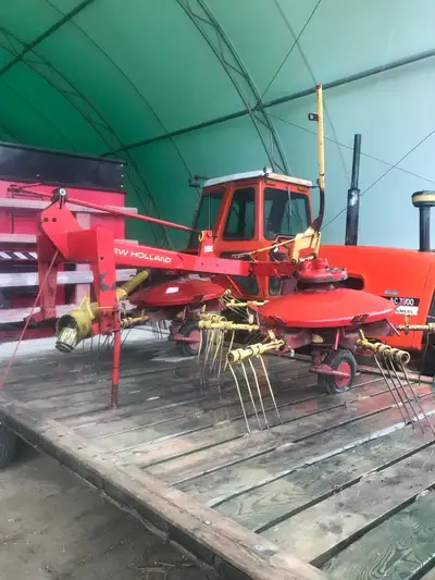 New holland 254 hay rake/tedder