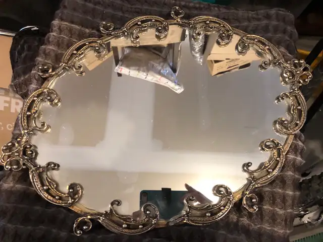 Antique Mirror414907193098905601