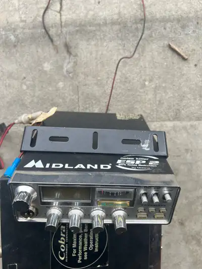 Midland CB Radio No microphone