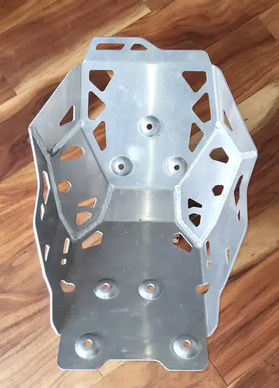Skid plate for Tenere models that doesn't have catalytic converter. all hardware included. $300