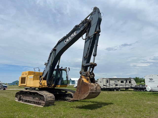 2006 JOHN DEERE 450D LC EXCAVATOR FOR SALE in Heavy Equipment in Barrie - Image 4