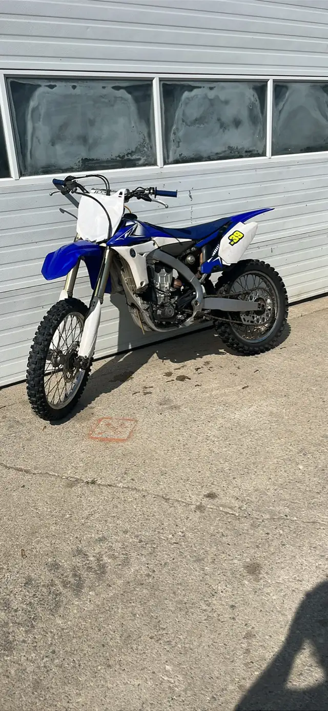 2012 yamaha yz450f in Dirt Bikes & Motocross in Hamilton - Image 7