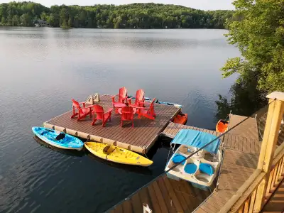 The cottage is located on a quiet, spring water fed Riddle Lake, few minute drive from the town of B...